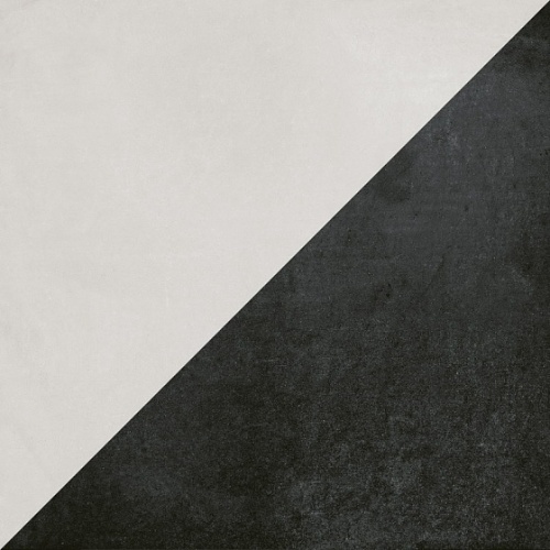  Futura Half Black