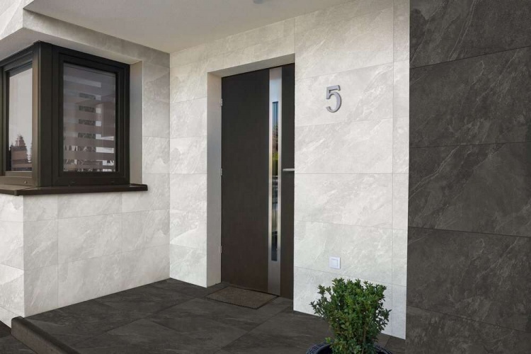 Global Tile Newton