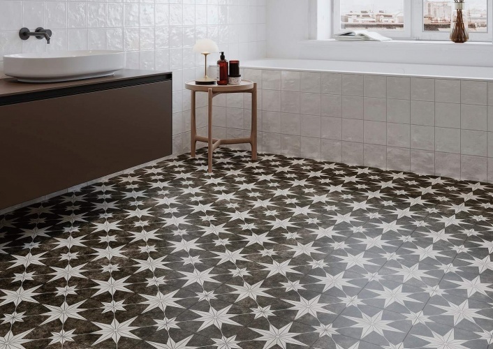 Navarti Star Antic